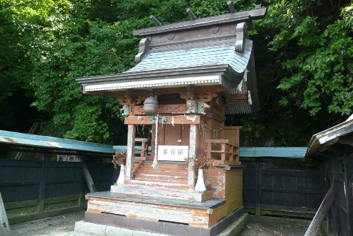 塩籠神社の拝殿